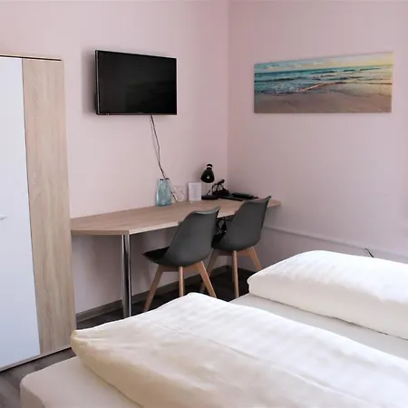 מלון Schloemer 3*